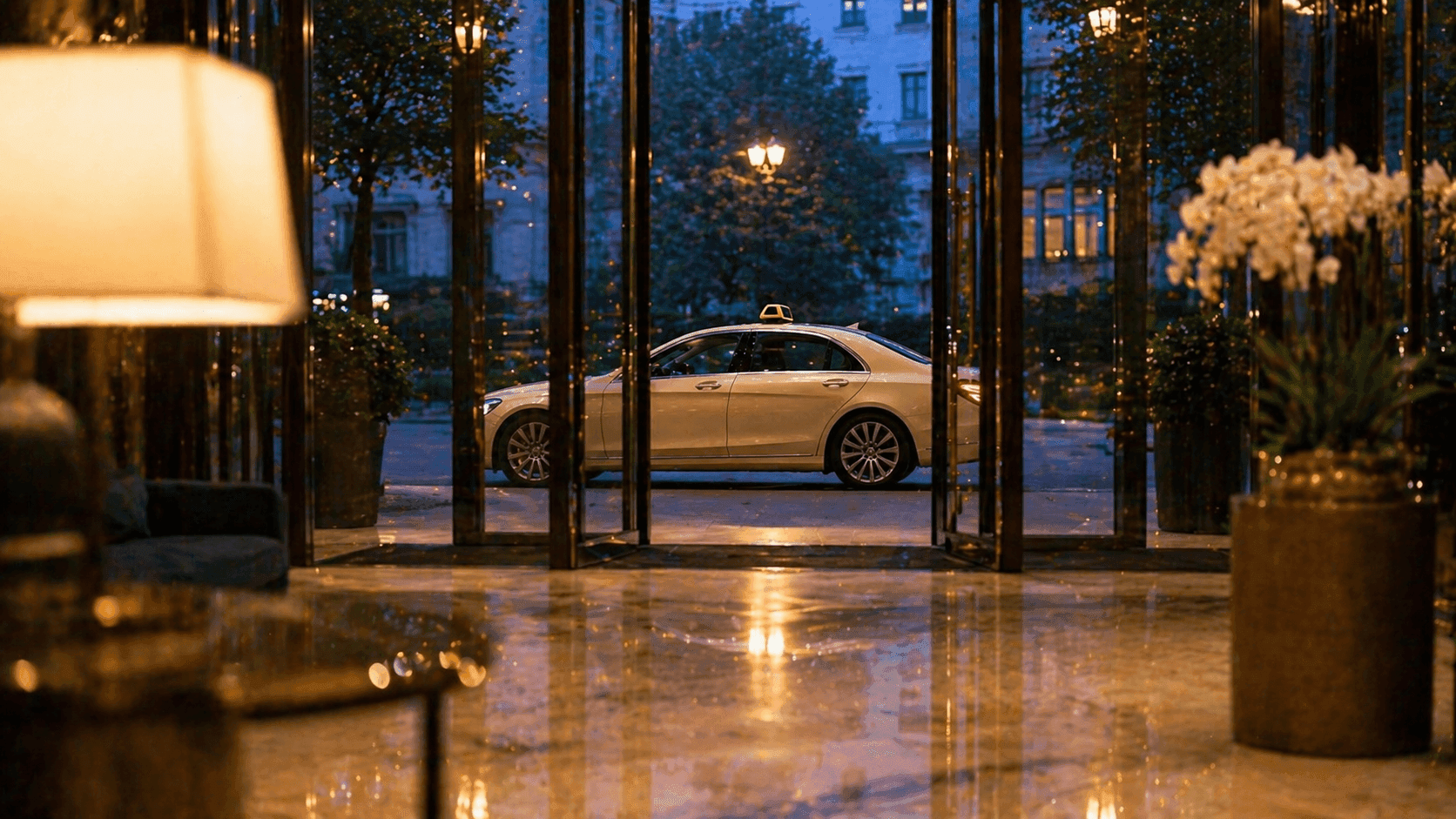 Mercedes S-Class chauffeur for Heidelberg ⇄ Stuttgart Airport long-distance transfers